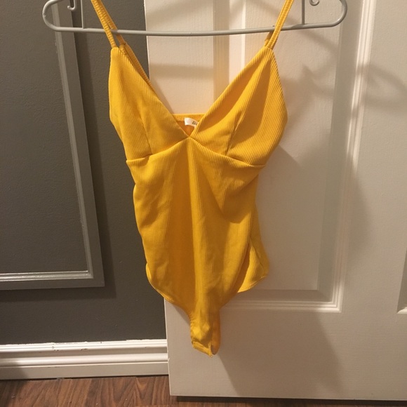 Jackets and shirts - Picture 5 of 6